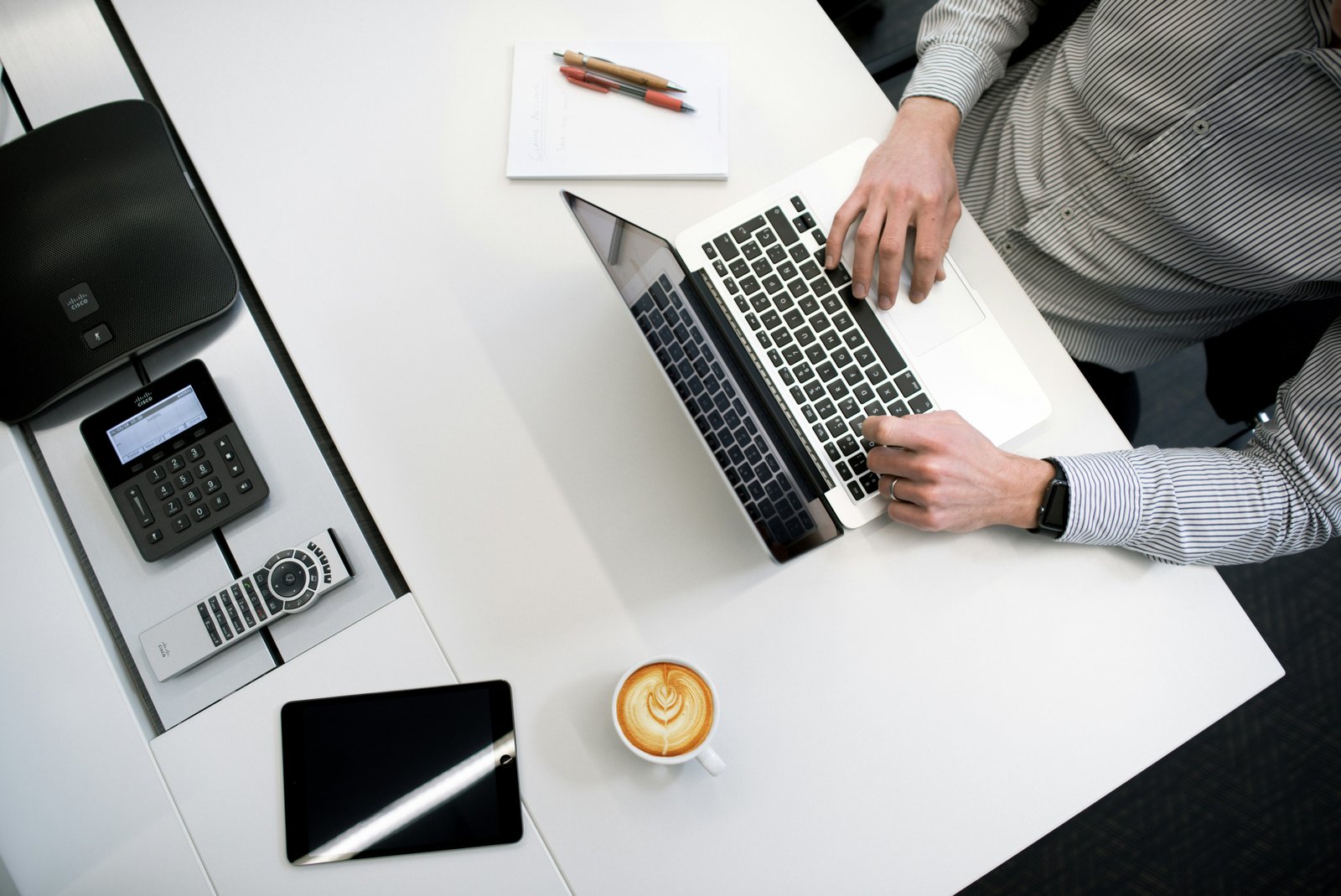 Global Business News: Economy, Markets & Startups