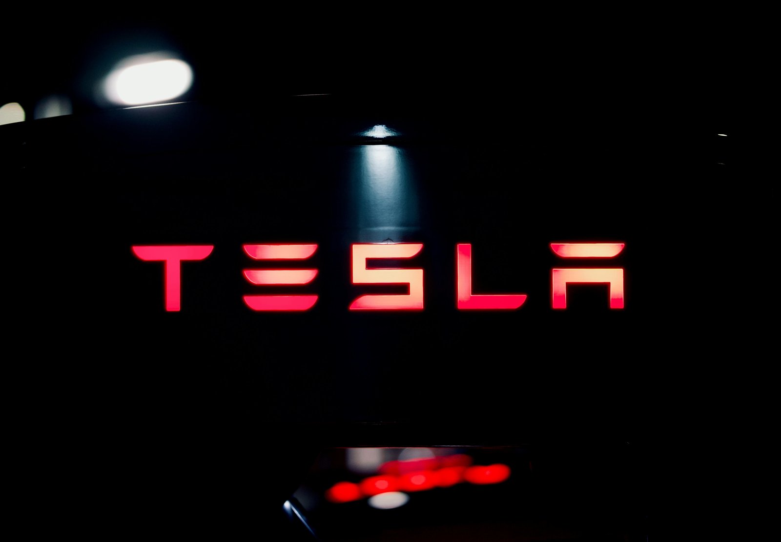 Tesla News Today: Electric Vehicles & Elon Musk Updates